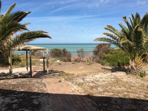 Shangri La Moonta Bay - Accommodation Newcastle 5