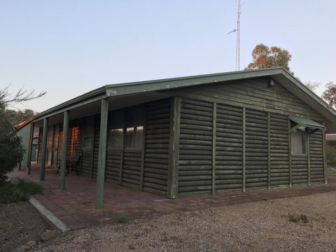 Shangri La Moonta Bay - Accommodation Newcastle 3