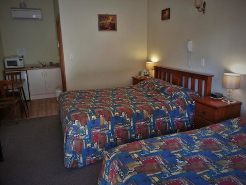 Sonbern Lodge Motel - Accommodation Newcastle 25