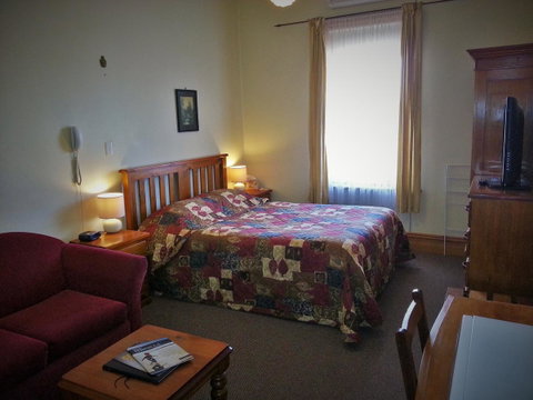 Sonbern Lodge Motel - Accommodation Newcastle 5
