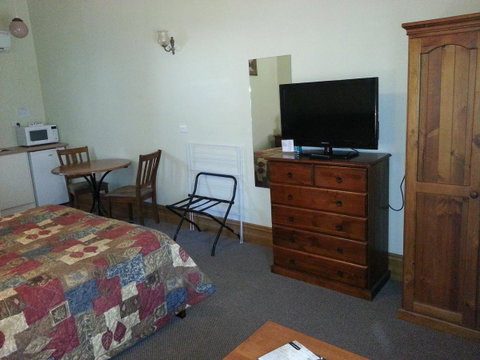 Sonbern Lodge Motel - Accommodation Newcastle 36