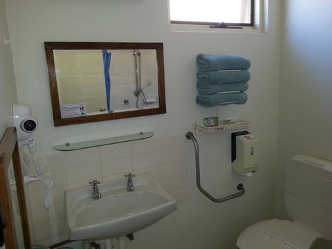 Sonbern Lodge Motel - Accommodation Newcastle 28
