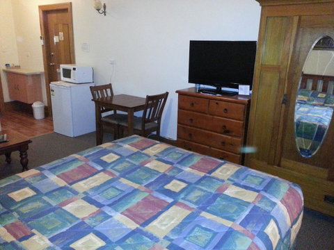 Sonbern Lodge Motel - Accommodation Newcastle 23