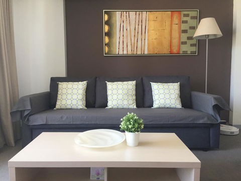 Oaks Horizon+city View+free Parking - Accommodation Newcastle 2