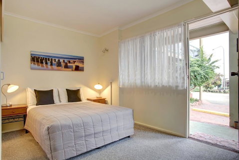 Navigators Motel & Diner - Accommodation Newcastle 11