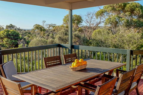 Seacroft - Accommodation Newcastle 20