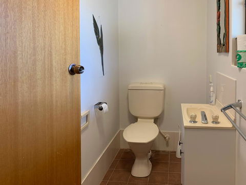 Seacroft - Accommodation Newcastle 10