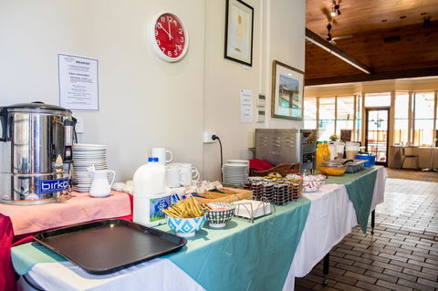 Lilac City Motor Inn & Steakhouse - Accommodation Newcastle 2