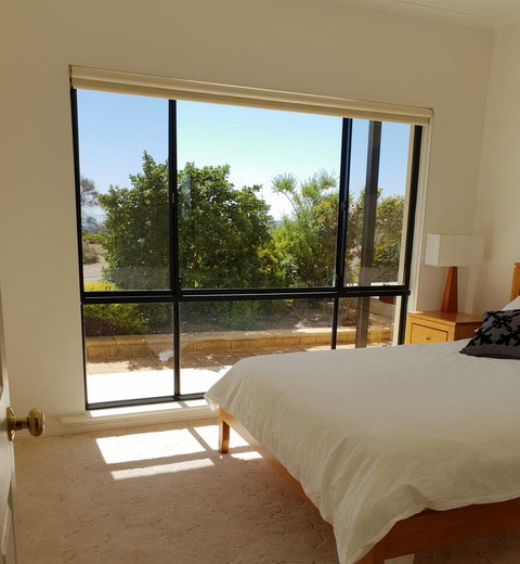 South Shores - Accommodation Newcastle 5