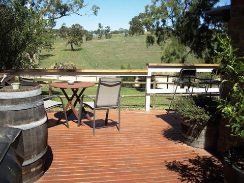 1860 Wine Country Cottages - Accommodation Newcastle 3