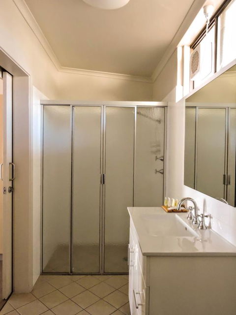 Highway One Motel - Accommodation Newcastle 4