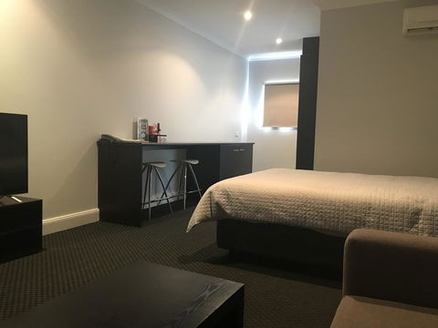 St Francis Winery - Accommodation Newcastle 13