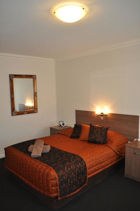 Augusta Courtyard Motel - Accommodation Newcastle 2