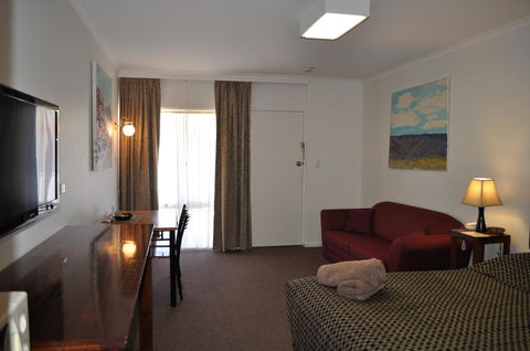 Augusta Courtyard Motel - Accommodation Newcastle 5