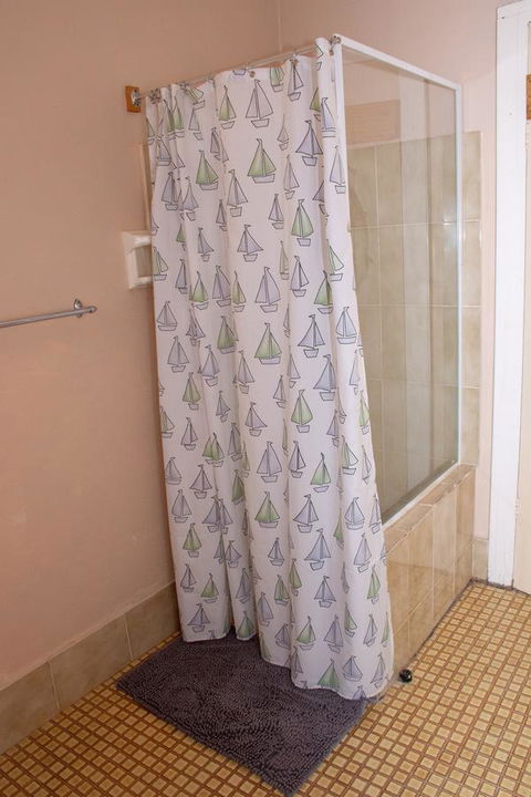 Kimba Units - Accommodation Newcastle 10