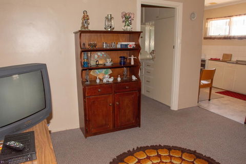 Kimba Units - Accommodation Newcastle 8