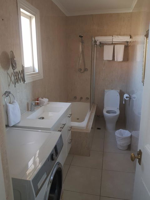 Hammond Apartments - Accommodation Newcastle 10