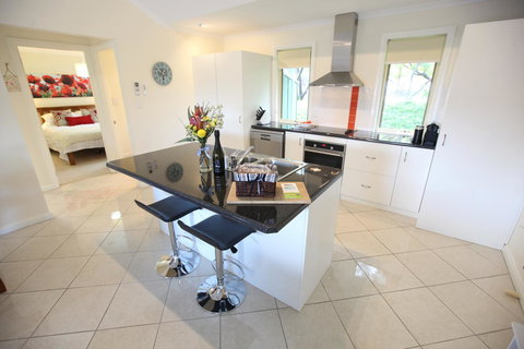 One Tree Bed And Breakfast - Accommodation Newcastle 8