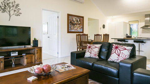 One Tree Bed And Breakfast - Accommodation Newcastle 6