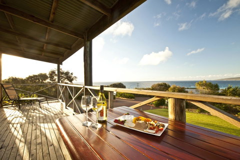 Chandlers Smiths Beach Villas - Accommodation Newcastle 10