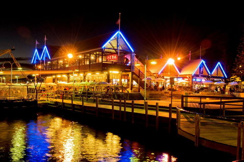 Oceanside 23 - Accommodation Newcastle 29