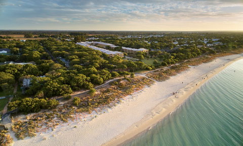 Abbey Beach Resort - Accommodation Newcastle 2