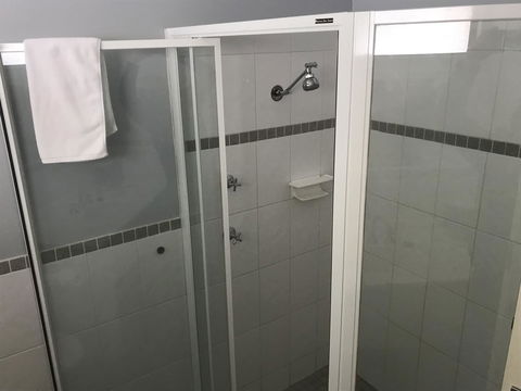 Karri Forest Motel - Accommodation Newcastle 15