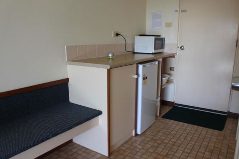 Karri Forest Motel - Accommodation Newcastle 34