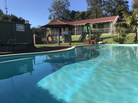 Karri Forest Motel - Accommodation Newcastle 1