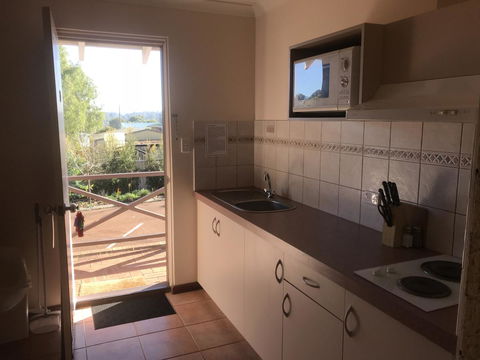 Karri Forest Motel - Accommodation Newcastle 21