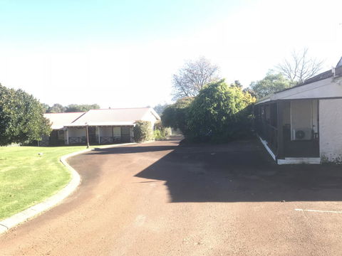 Karri Forest Motel - Accommodation Newcastle 19