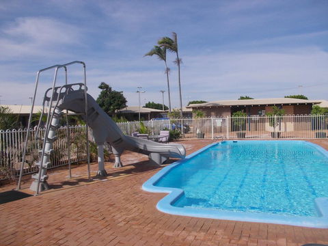 Carnarvon Motel - Accommodation Newcastle 3