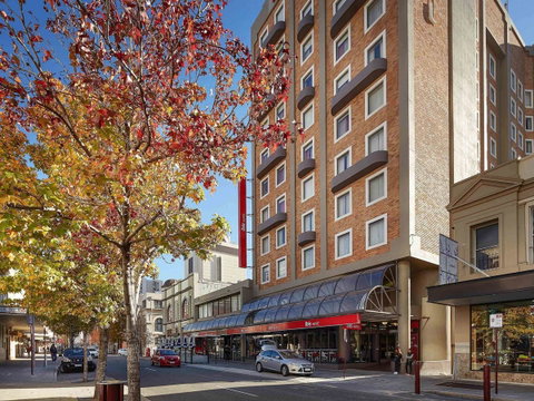 Ibis Perth - Accommodation Newcastle 0