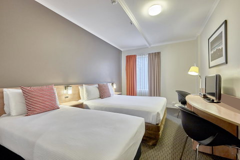 Ibis Perth - Accommodation Newcastle 7