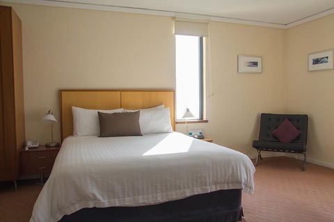 Ocean Beach Hotel - Accommodation Newcastle 1