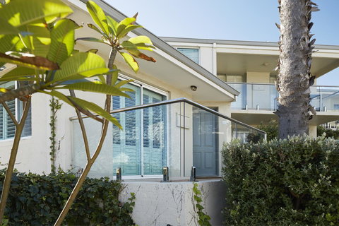 Seashells Scarborough - Accommodation Newcastle 6