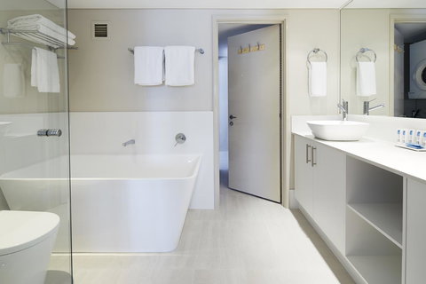 Seashells Scarborough - Accommodation Newcastle 0