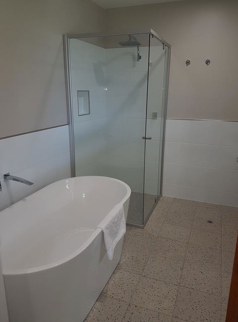 The Floating Forest - Accommodation Newcastle 12