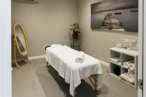 The Floating Forest - Accommodation Newcastle 27