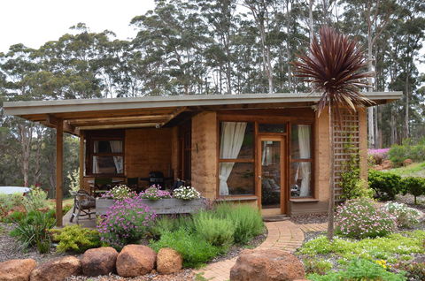 The Floating Forest - Accommodation Newcastle 14