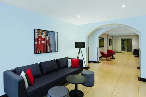 Mercure Perth On Hay - Accommodation Newcastle 13