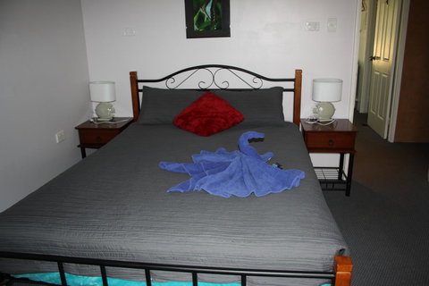 The Heights Bed & Breakfast - Accommodation Newcastle 6