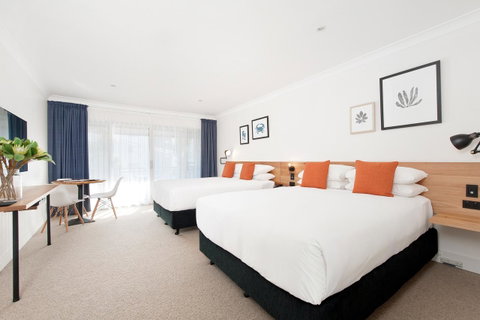 Hotel Nelson - Accommodation Newcastle 6