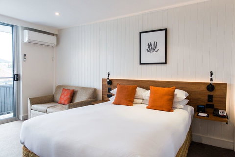 Hotel Nelson - Accommodation Newcastle 7