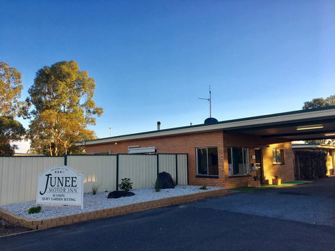 Junee Motor Inn - Accommodation Newcastle 12