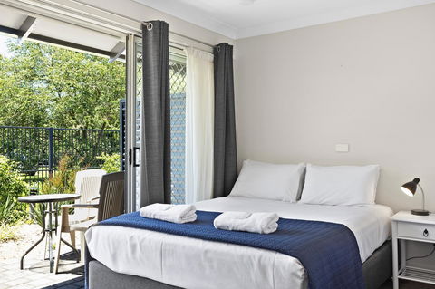 The Park Hotel Motel, Suffolk Park - Accommodation Newcastle 8