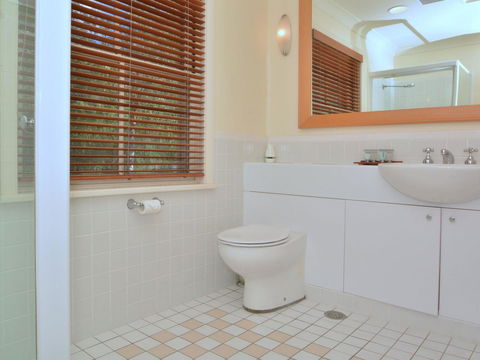 Villa 2br Prosecco Villa Located Within Cypress Lakes Resort - Accommodation Newcastle 15