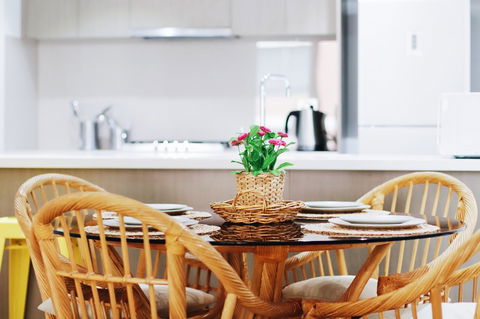 Modern & Cosy 2-Bedroom Apartment Hornsby - Accommodation Newcastle 7