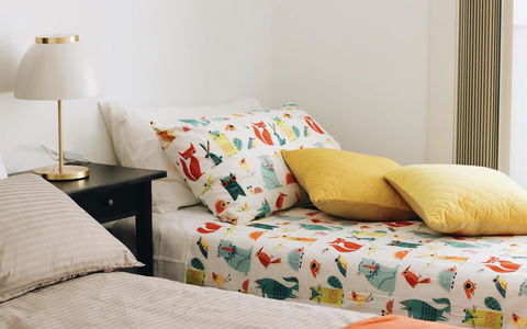 Modern & Cosy 2-Bedroom Apartment Hornsby - Accommodation Newcastle 6