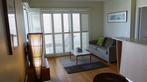 SaltBeach2302 - Accommodation Newcastle 5